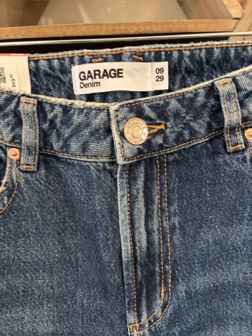 NWT Garage “90’s Straight Jeans” in Charlie Blue. Size 29 (9) - Picture 6 of 10